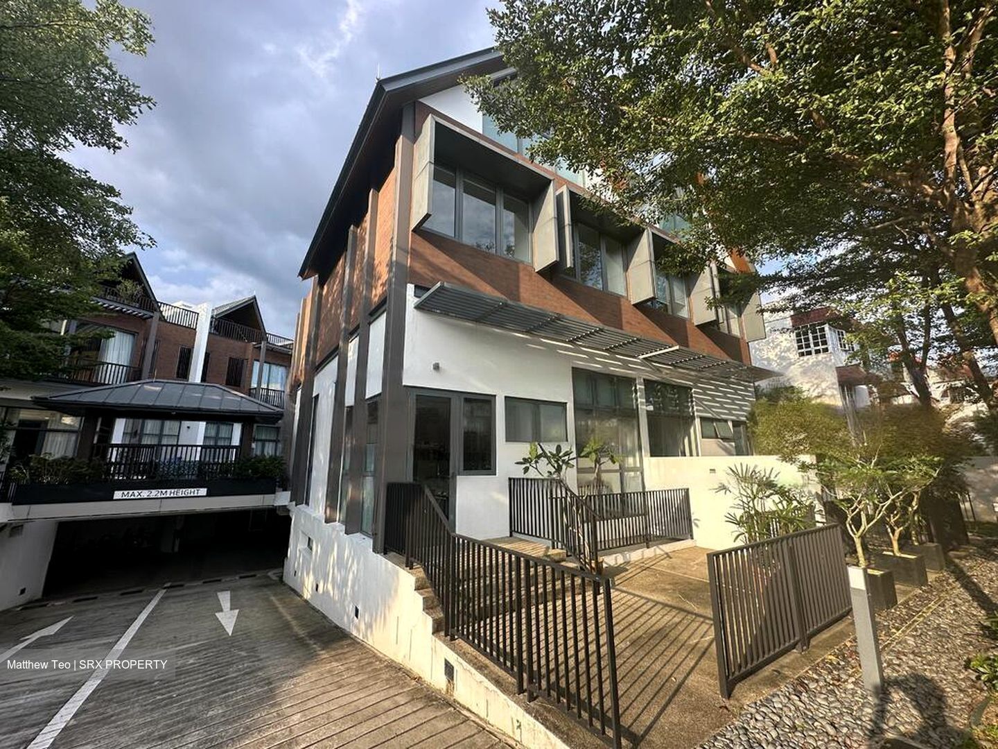 Jalan Haji Alias (D10), Terrace #466978771